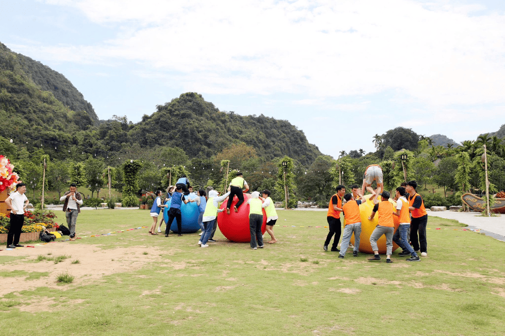 Khu vực vui chơi giải trí lý tưởng để mọi người cùng thư giãn cuối tuần (Nguồn: Fanpage Khu du lịch sinh thái Thung Nham - Ninh Bình)